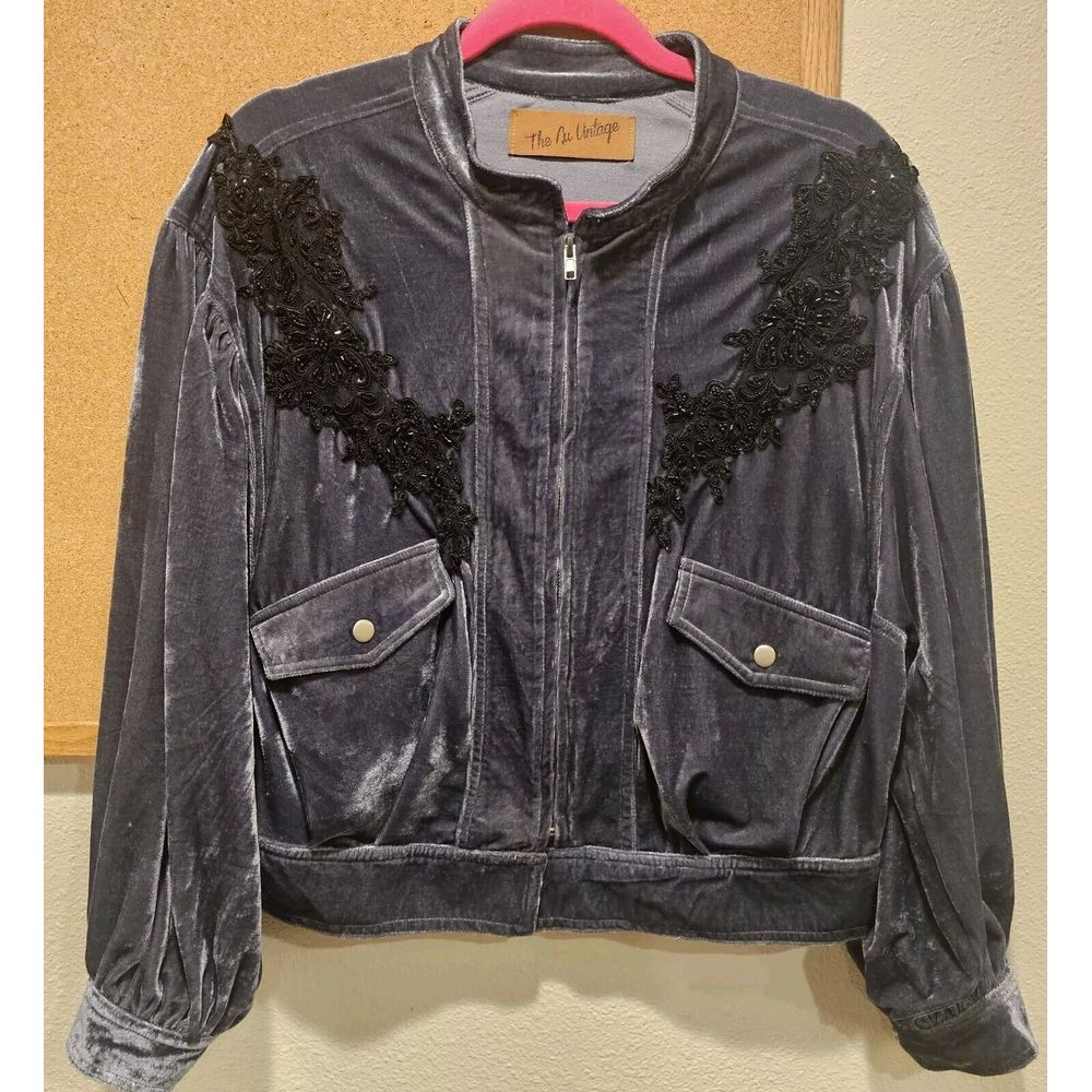 The Nu Vintage Velvet Beaded Jacket Women's Size Medium